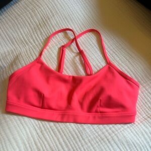 Alo Airlift Intrigue sports bra